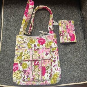 RARE Vera Bradley bag - 2010’s “Make Me Blush” pattern
